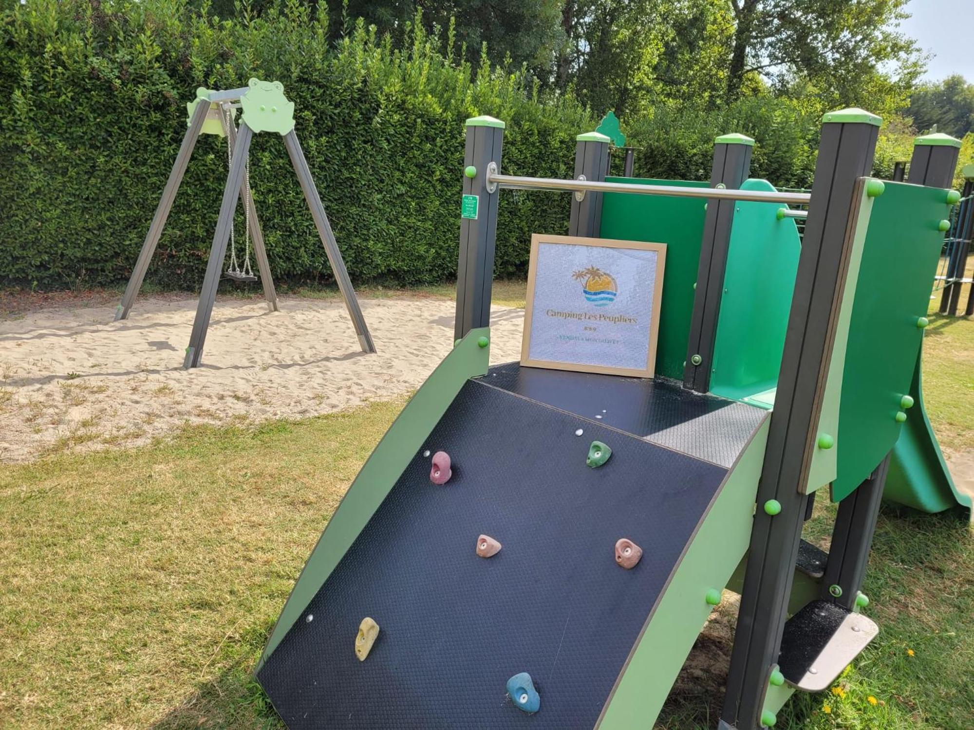 Camping Les Peupliers Vendays-Montalivet Exterior foto