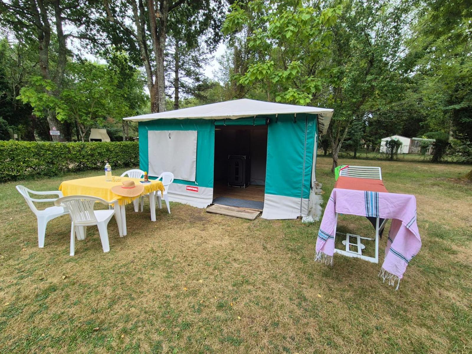 Camping Les Peupliers Vendays-Montalivet Exterior foto